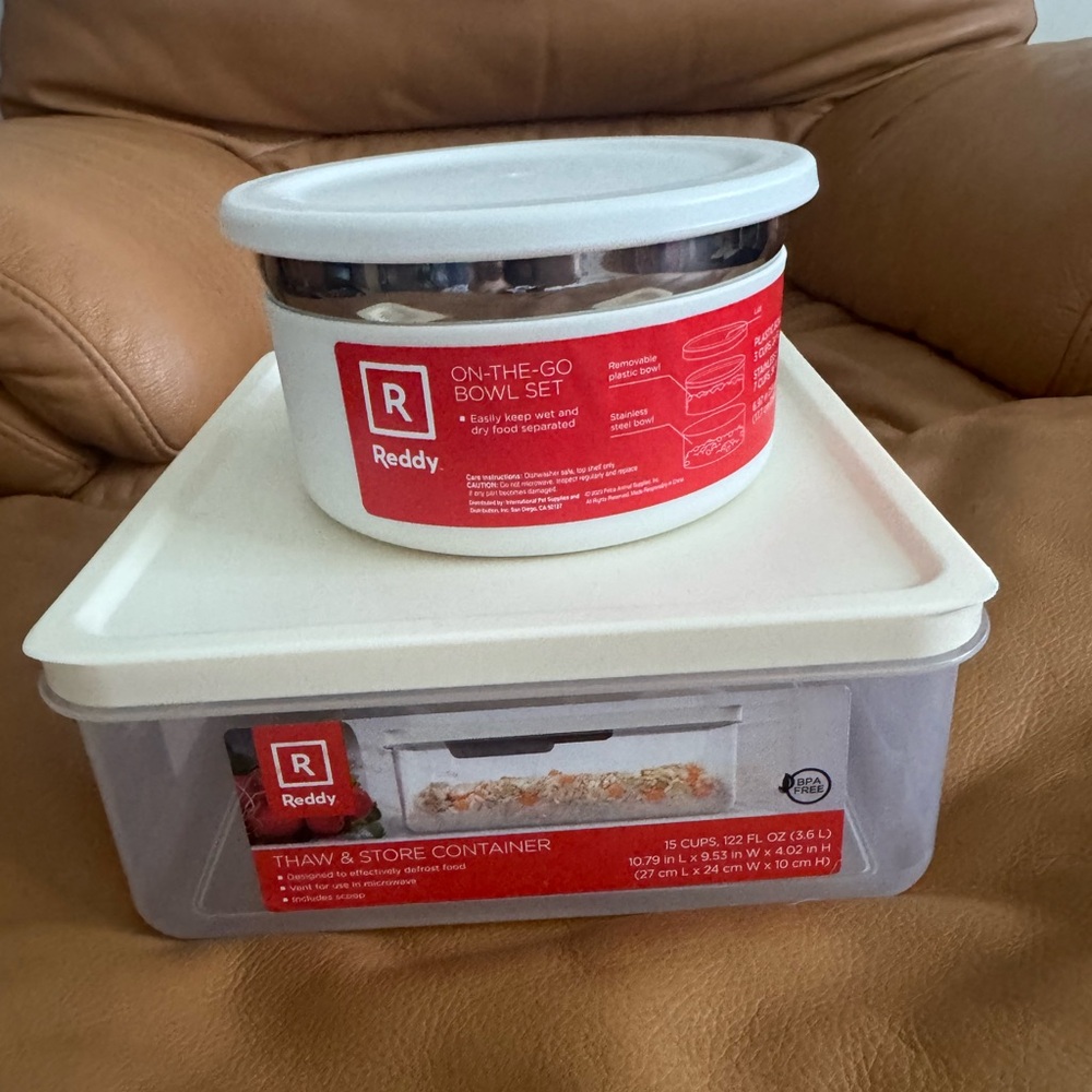 Reddy Dog White Travel Bowl and Container Set